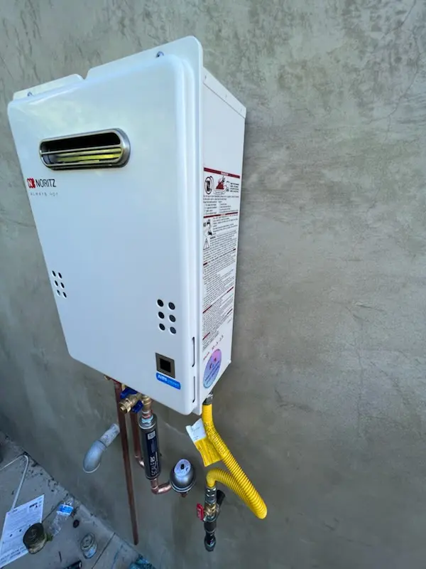 Tankless water heater installation for Huntwick Forest homes